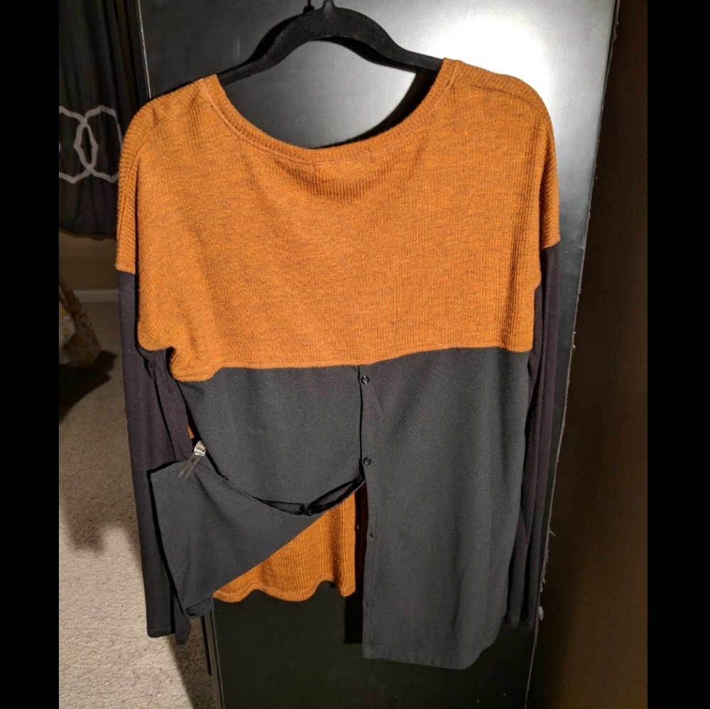 Mustard Button-Back Long-Sleeve Tunic